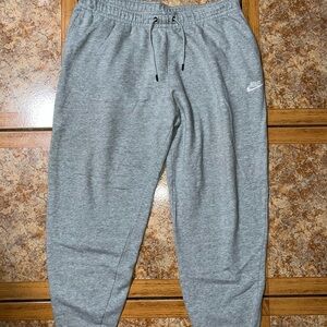 Nike Women's Sportswear Fleece Jogger Sweatpants
